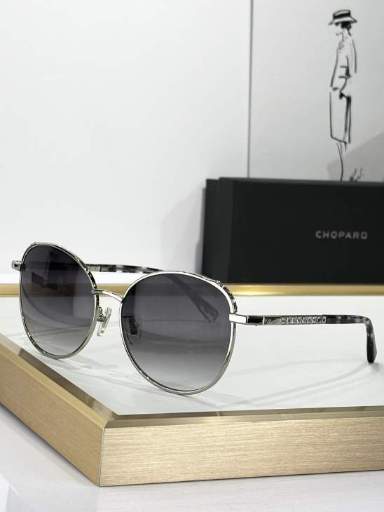 Picture of Chopard Sunglasses _SKUfw70786733fw